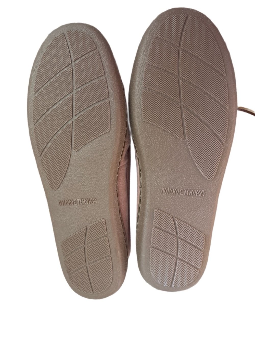 Minnetonka Pink Suede Moccasins with Faux Fur Lining - Picture 5 of 5